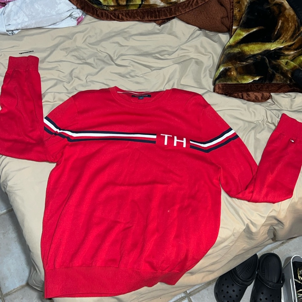 Tommy Hilfiger sweater
